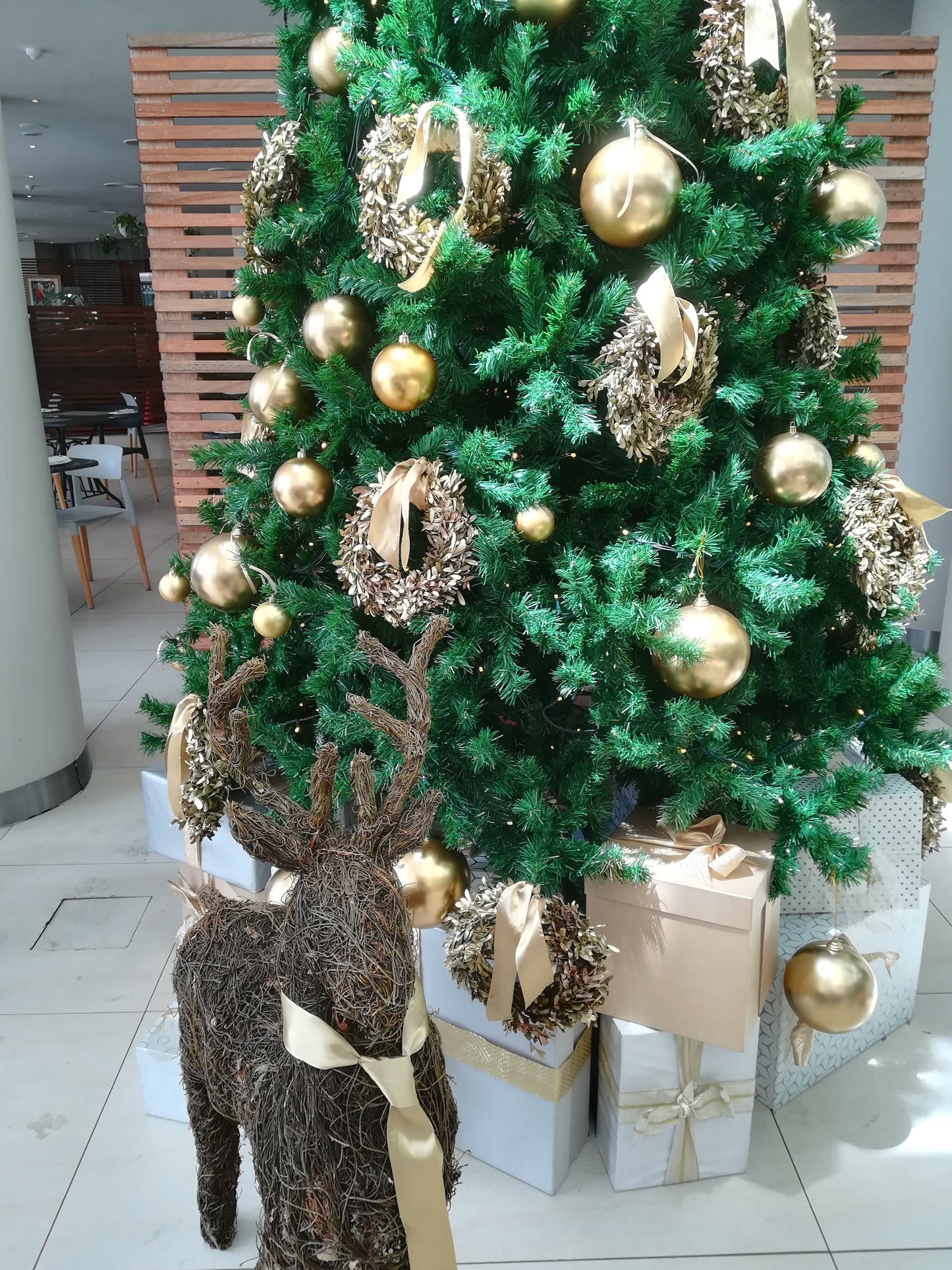 Christmas Tree - 2,7m Luxury