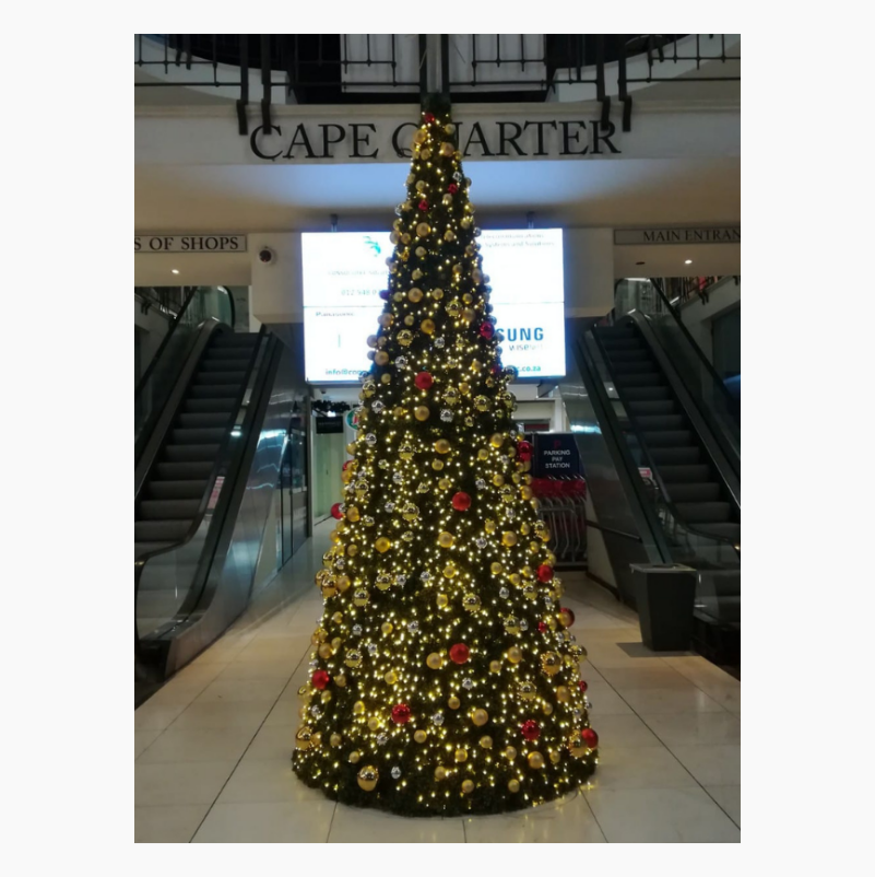 Christmas Tree - 4m Formal Conical